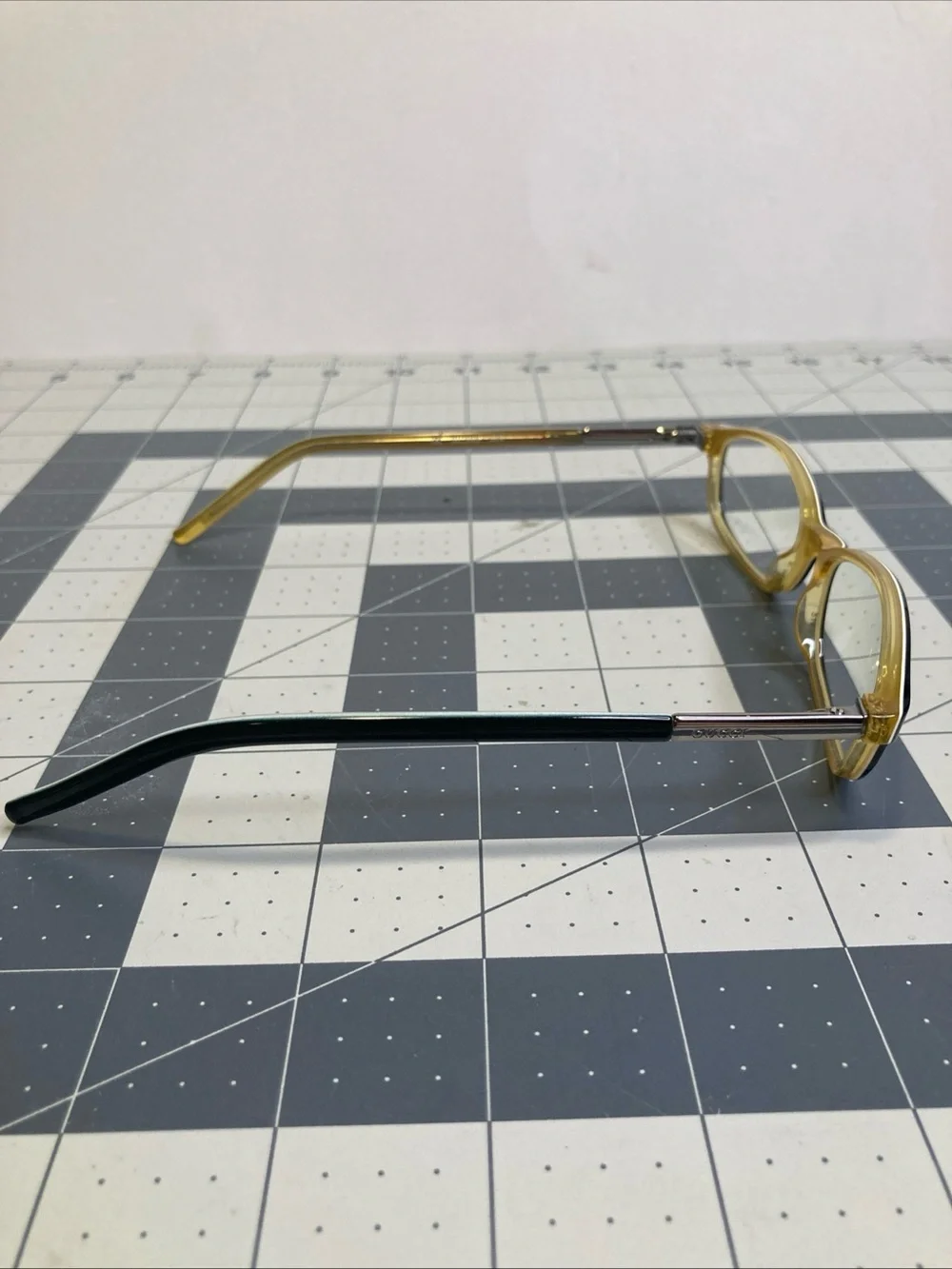 GUCCI GG2468 Eyeglasses Frame Italy 153 Black/ Yellow